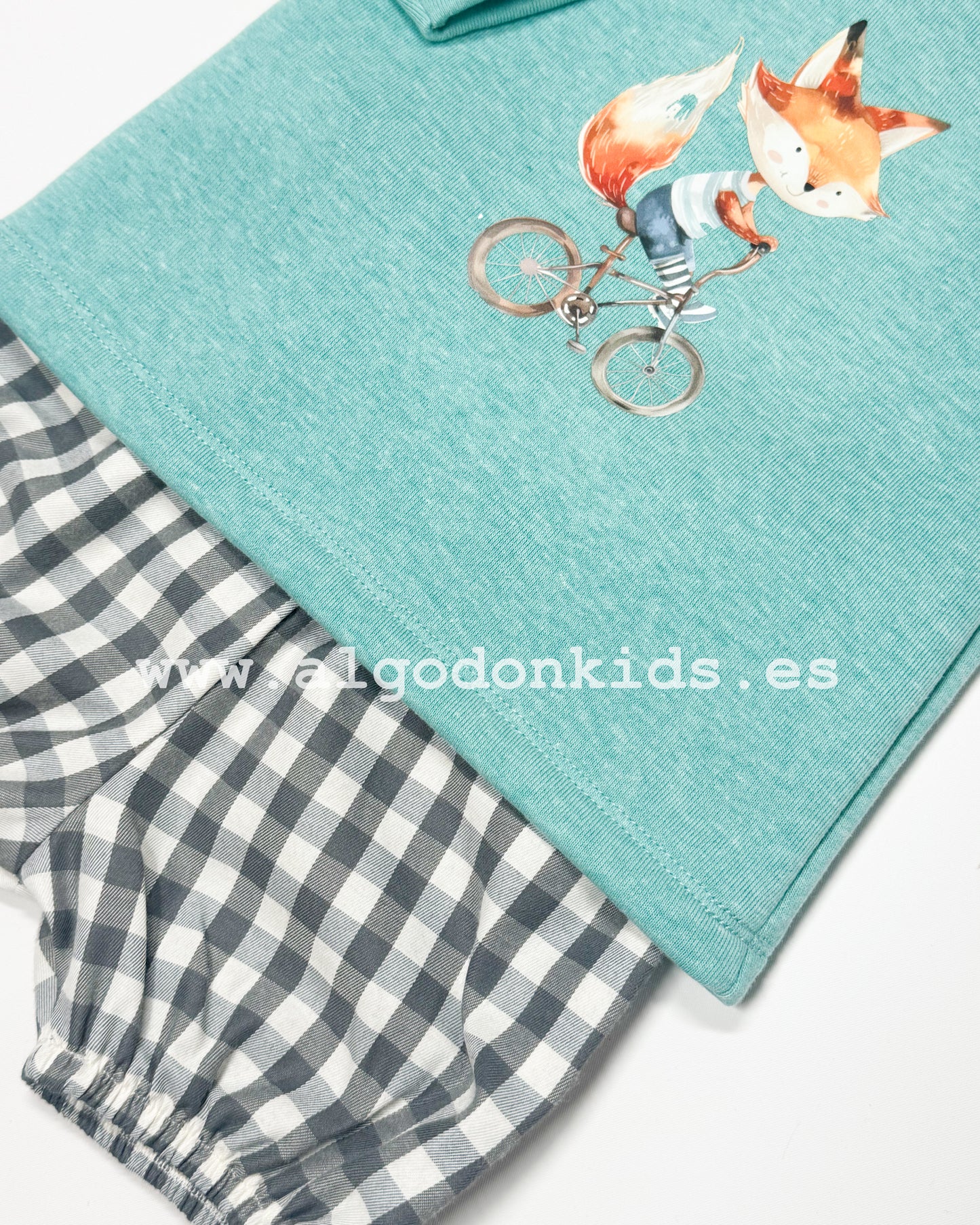 CONJUNTO JOGGER TURQUESA NIÑO