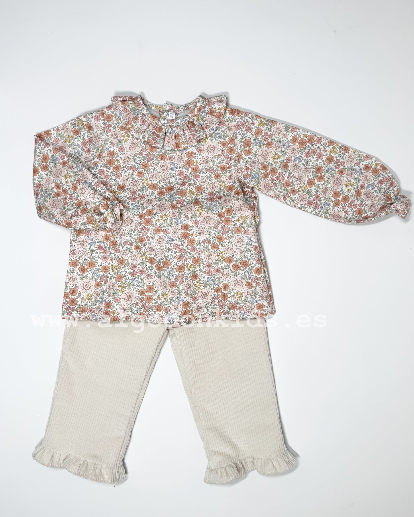 PANTALÓN PANA VOLANTE