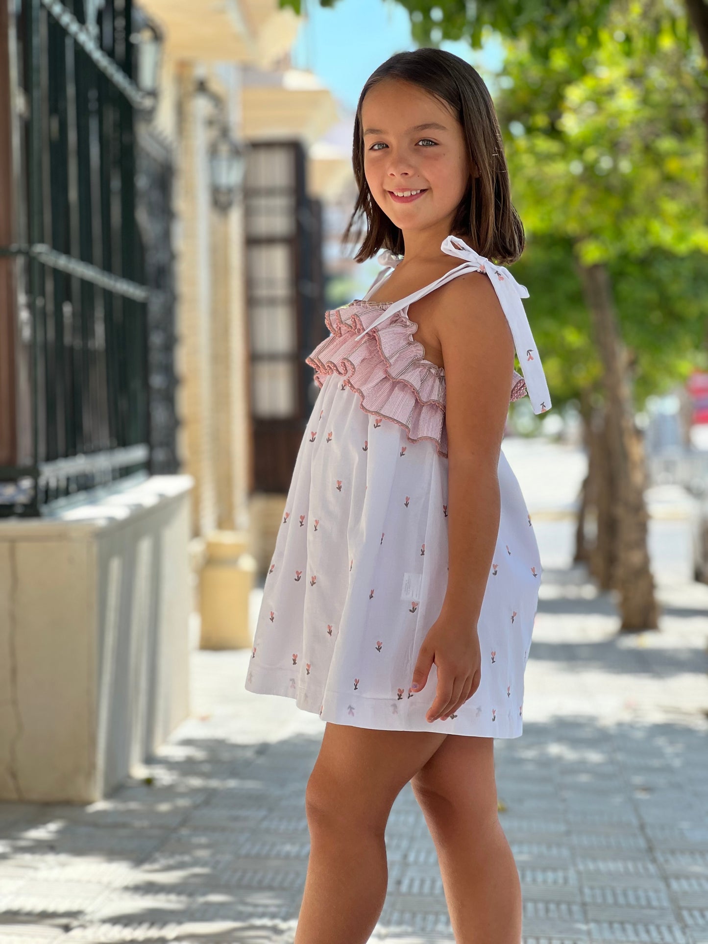 VESTIDO FLOR BORDADA ROSA