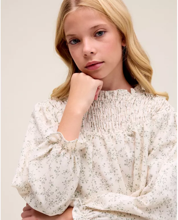 CHALECO VERDE BORDADO