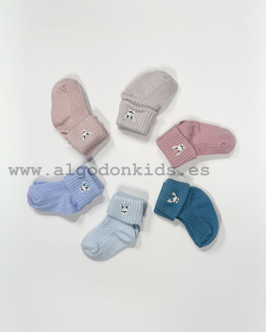 CALCETINES CONEJITO BEBÉ