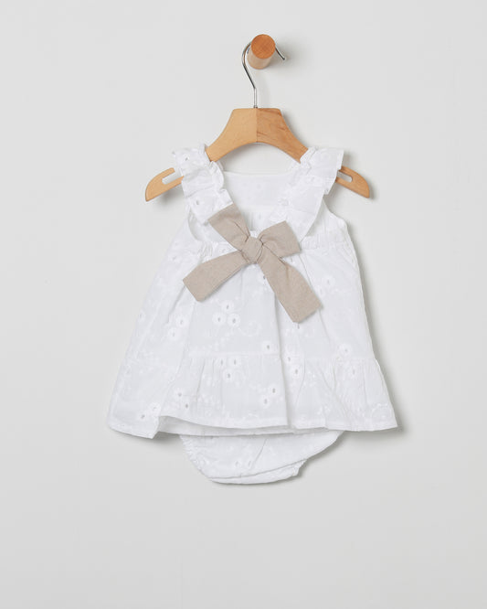 JESUSITO BORDADO BLANCO