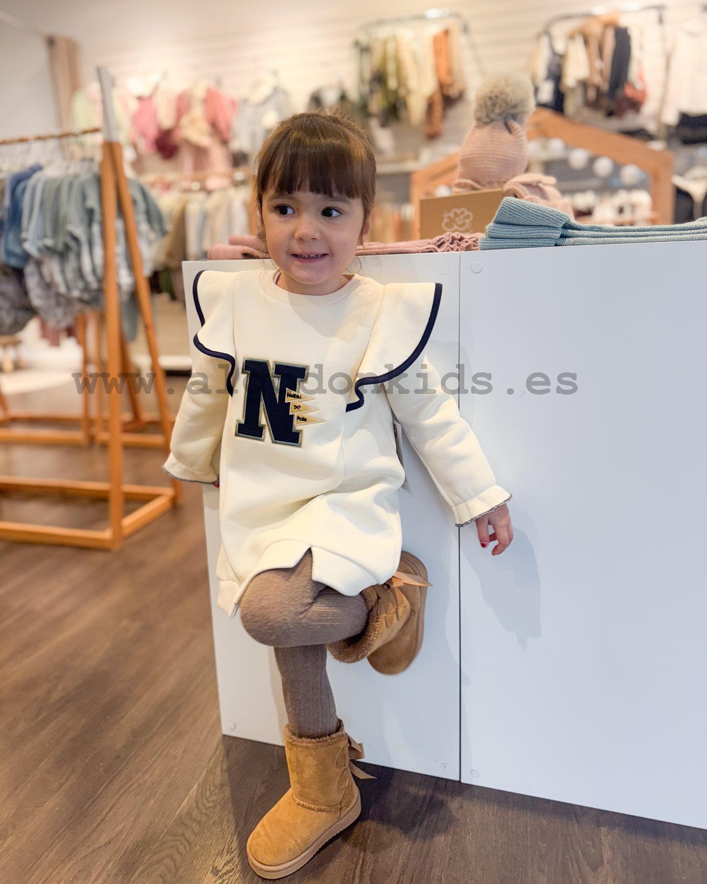 VESTIDO JOGGER VOLANTE