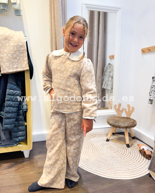 CONJUNTO BEIGE TEXTURA