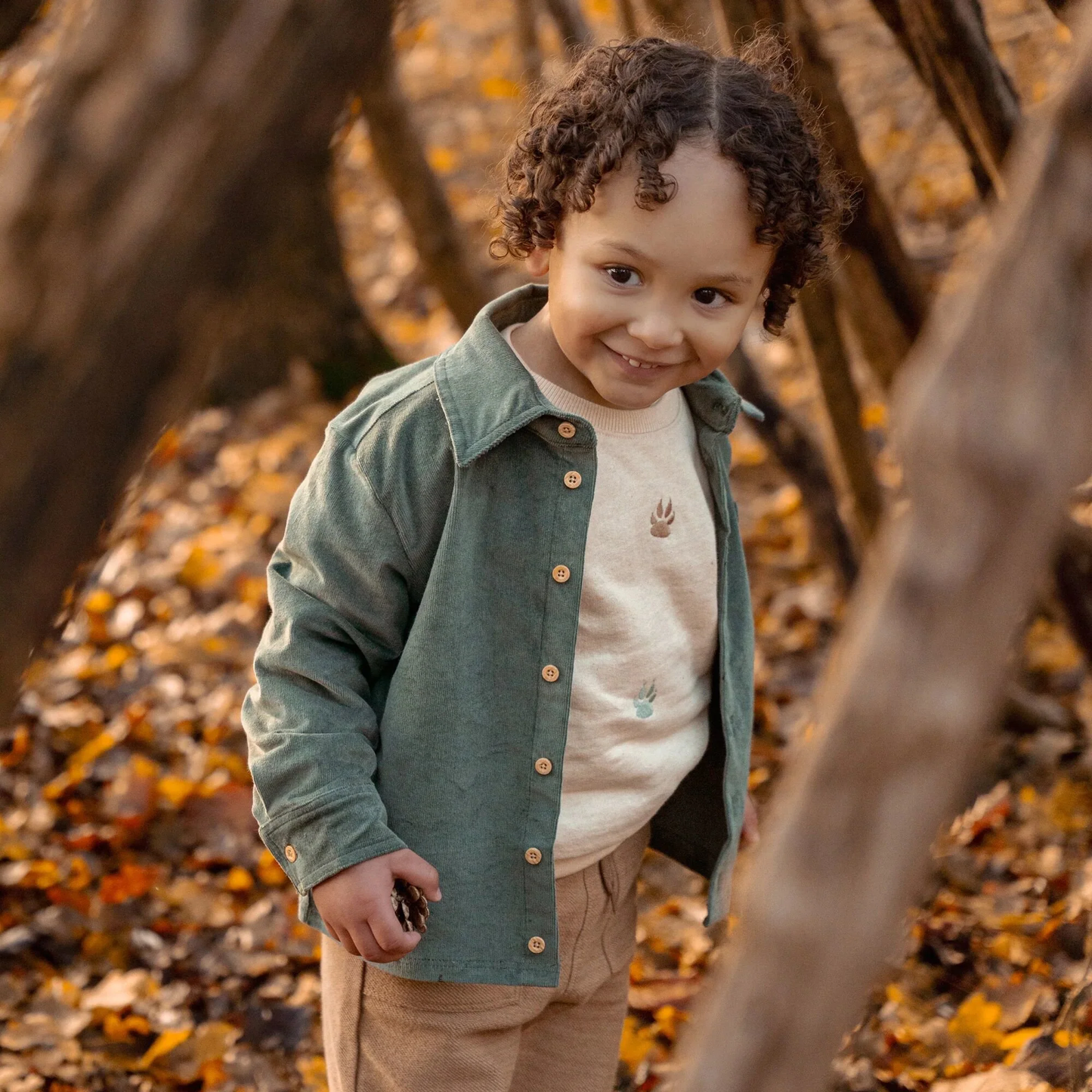 SUDADERA HUELLAS BEIGE