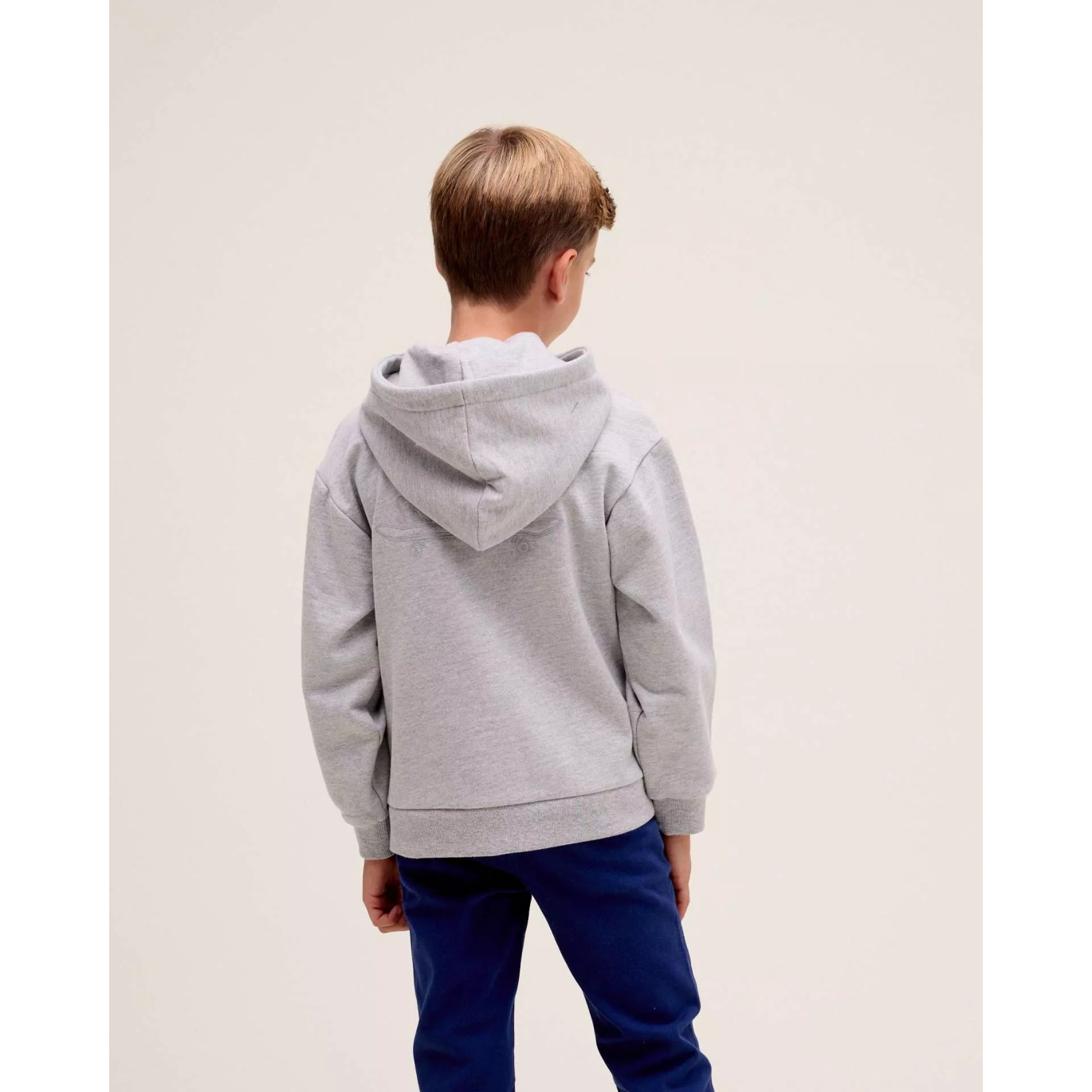 CHAQUETA CAPUCHA GRIS