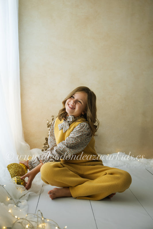 CONJUNTO MOSTAZA PUNTO