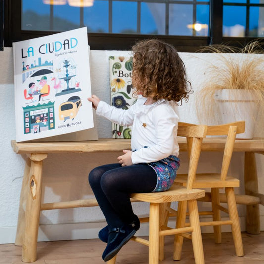 CAMISETA CUELLO BORDADO